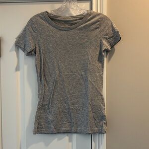 Mossimo Supply Co. Heather Gray Short Sleeve Tee